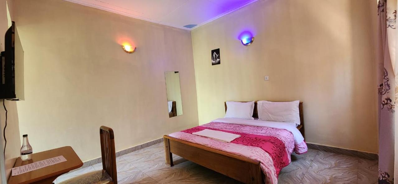 Sparkles Resort Meru Eksteriør bilde